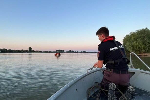 un minor a disparut in dunare in dreptul localitatii harsova 6873a4873a2a1