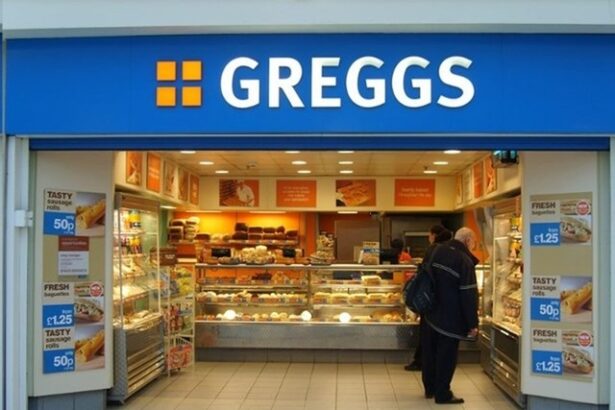 valul de caldura loveste vanzarile greggs lantul britanic de patiserii renumit pentru carnatii sai in aluat 68666e9be6072