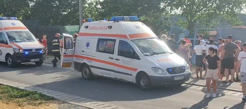 Ancheta de la Cernavodă preluată de Parchetul de pe lângă Tribunalul Constanța: tentativă de omor în cazul bărbatului care a lovit fosta concubină cu mașina 1 video ancheta de la cernavoda preluata de parchetul de pe langa tribunalul constanta tentativa de omor in cazul barbatului care si a lovit fosta concubina cu masina 687e1b6787ecf