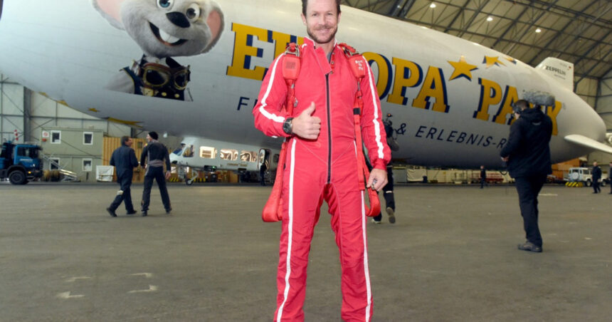 video anchetatorii nu exclud nicio ipoteza in cazul mortii lui felix baumgartner prabusit cu parapanta in italia variantele luate in calcul 687a3007d4bd8