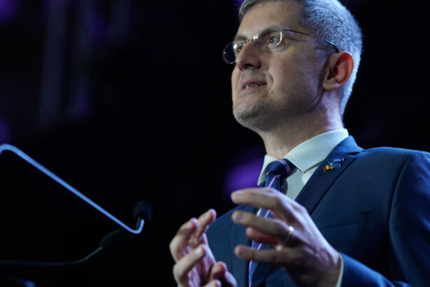 video cat va rezista coalitia de guvernare in ochii europarlamentarului dan barna as vrea sa cred ca exista maturitate 6884d12ccc0fa