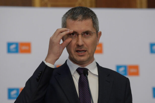 video ce spune dan barna despre capacitatea lui bolojan de a face reforme are forta politica si intelepciunea 6884dbacdab46