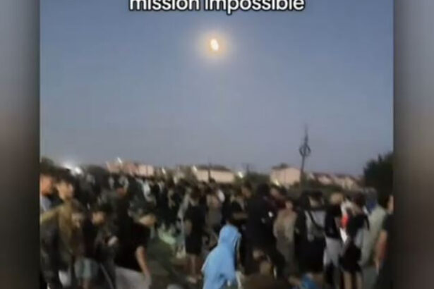 video cum a aratat cel mai aglomerat weekend pe litoral de la inceputul sezonului estival gara din costinesti a fost arhiplina 6873f772d8b4a