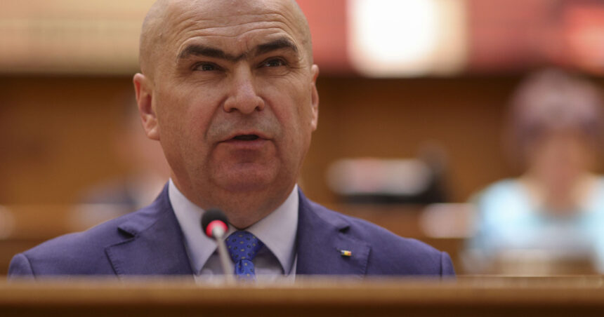 Ilie Bolojan anunță un al doilea pachet de măsuri pe care Guvernul își va asuma răspunderea în Parlament. Ce va conține 1 video ilie bolojan anunta un al doilea pachet de masuri pe care guvernul isi va asuma raspunderea in parlament ce va contine 686beb6110f3c