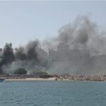 video incendiu violent in portul tomis aproape de plaja modern fum dens spre plaja 6884cbf83cb9b