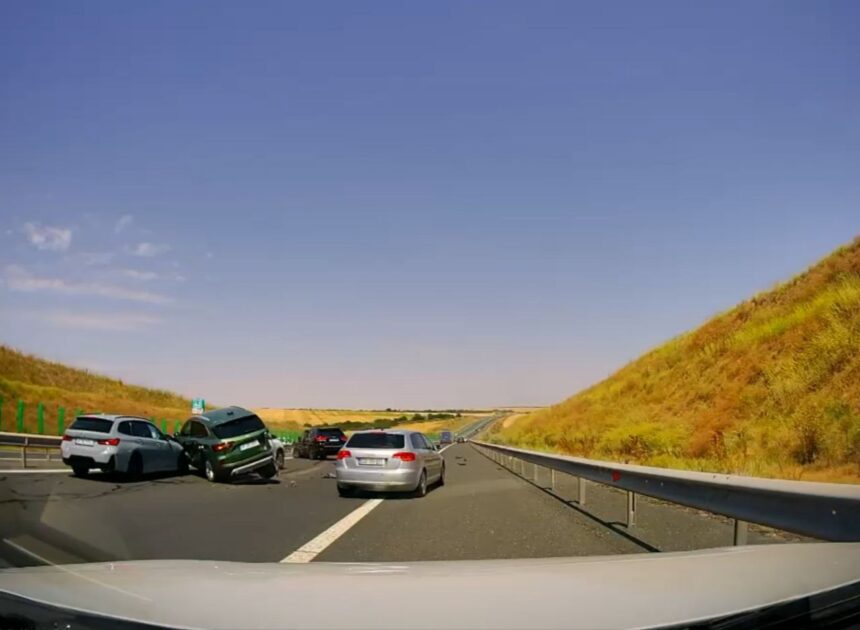 video momentul accidentului de pe a2 surprins de o camera de supraveghere 686a4e0faa206