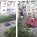 Momentul în care un acoperiș este smuls de vânt și aruncat peste mai multe mașini 3 video momentul in care un acoperis este smuls de vant si aruncat peste mai multe masini 688620c6dff49