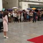 video nicusor dan alaturi de partenera si cei doi copii primit la salzburg de presedintele austriei 688392e0d3edd