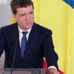 Nicușor Dan vorbește despre implicarea Rusiei în alegerile din mai: S-a construit o rețea cu site-uri care au atras oameni. 3 video nicusor dan vorbeste despre implicarea rusiei in alegerile din mai s a construit o retea cu site uri care au atras oameni 6883cbf46ecd0