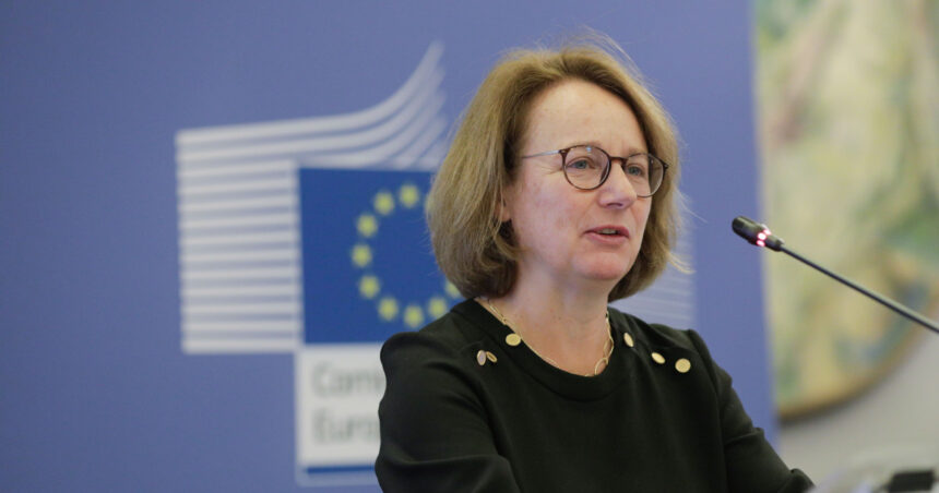 „Șefa” PNRR, vizită la București. România va trimite la Bruxelles Planul Național de Redresare și Reziliență actualizat. 1 video sefa pnrr vizita la bucuresti romania va trimite la bruxelles planul national de redresare si rezilienta revizuit 6874b1c84581c