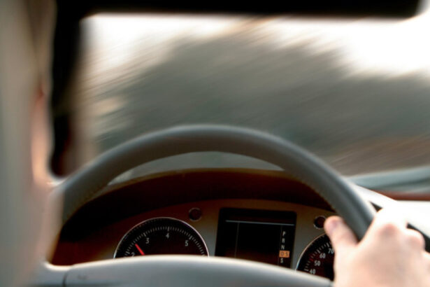 video un adolescent de 17 ani din timisoara a furat un microbuz si a facut accident minorul se afla sub influenta alcoolului 688b68a3c4900