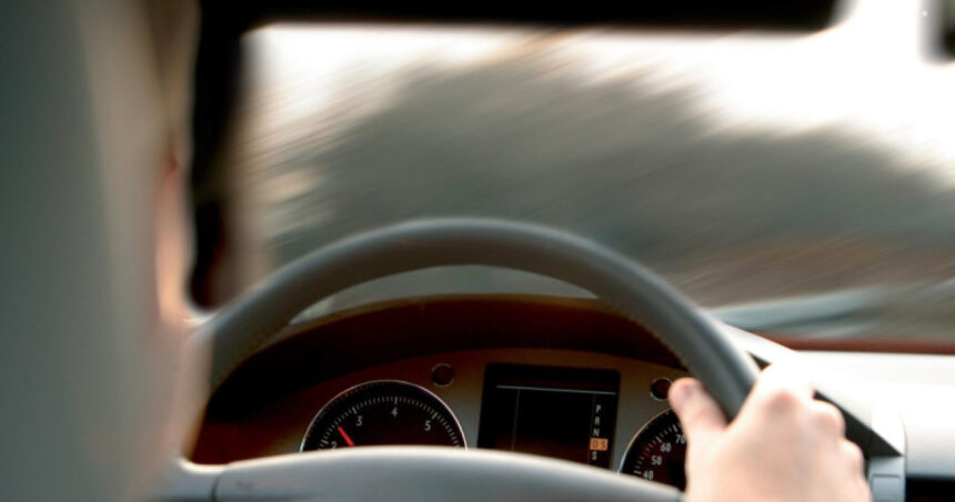 Un adolescent de 17 ani din Timișoara a furat un microbuz și a provocat un accident în stare de ebrietate. 1 video un adolescent de 17 ani din timisoara a furat un microbuz si a facut accident minorul se afla sub influenta alcoolului 688b68a3c4900