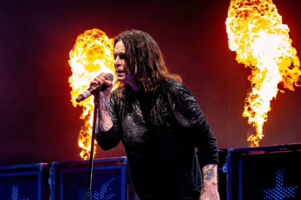 videofoto ozzy osbourne o viata traita pe scena biografia legendei rock care a influentat generatii intregi 68825ef2bc8a8