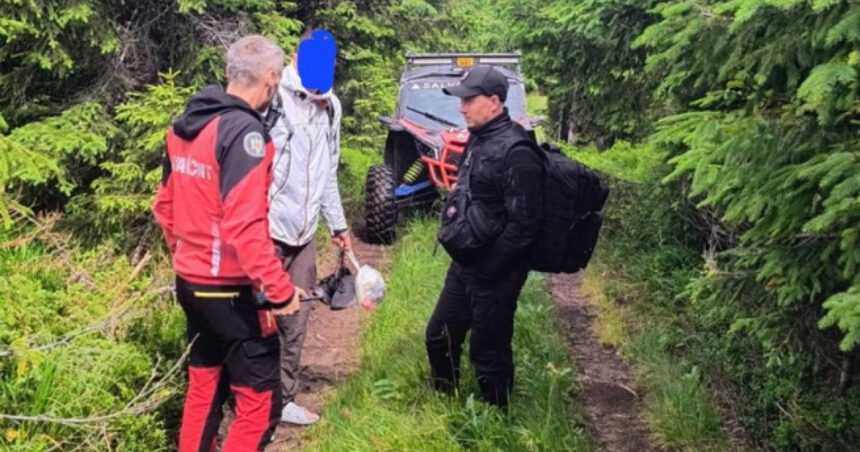 Trei ucraineni au fost recuperați de pe munte în Maramureș, unul fiind în stare critică. 1 videofoto trei ucraineni au fost recuperati de pe munte in maramures unul este in stare critica 687d00bc97d67
