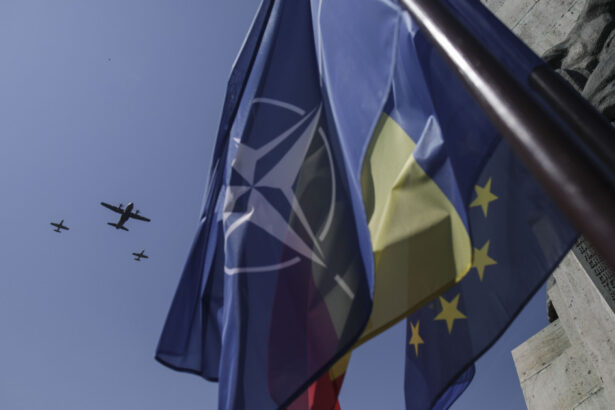 ziua aviatiei romane si a fortelor aeriene 2025 evenimente organizate in bucuresti trafic rutier restrictionat in capitala 687c6d1681610