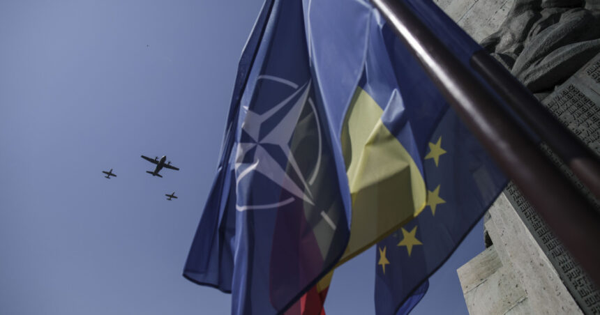 Ziua Aviației Române și a Forțelor Aeriene 2025: Evenimente în București și restricții de trafic în Capitală 1 ziua aviatiei romane si a fortelor aeriene 2025 evenimente organizate in bucuresti trafic rutier restrictionat in capitala 687c6d1681610