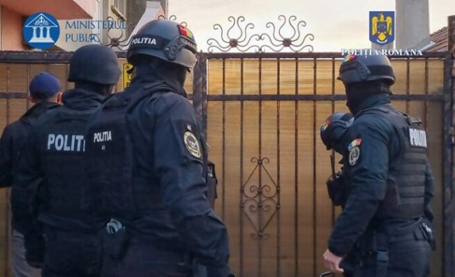 34 de percheziții în Constanța și alte județe la indivizi cercetați pentru proxenetism 1 34 de perchezitii in constanta si alte judete la persoane cercetate pentru