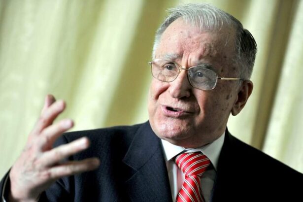 a murit ion iliescu 68921a148e00b