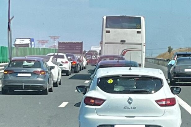 accident cu 5 autovehicule pe a2 in zona cernavoda pe sensul spre bucuresti 6895c89b659be