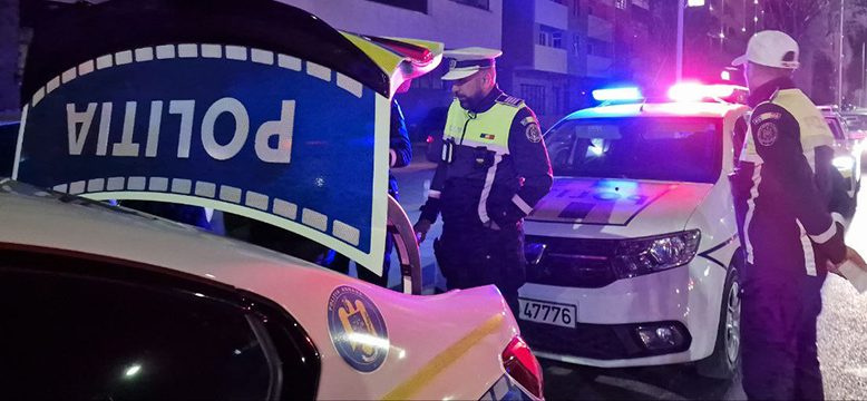 accident in portul constanta ghinion cu carul pentru soferul unei autoutilitare beat crita aflat la volan 68a8794ac06e2