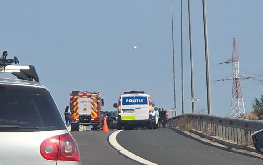 accident pe autostrada a4 pe sensul de mers de la ovidiu spre constanta s au ciocnit un tir si o dubita 689ad0021c500