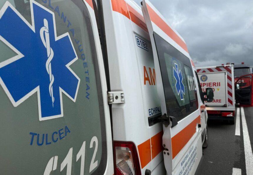 Accident rutier cu trei victime pe bulevardul I.C. Brătianu, lângă stația de Ambulanță; o persoană este încarcerată. 1 accident rutier cu trei victime pe bulevardul i c bratianu langa statia de ambulanta o persoana este incarcerata 68981aac092b8