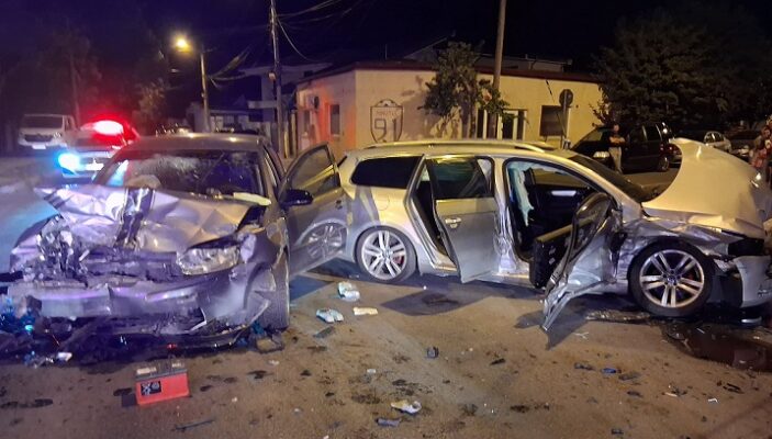 accident rutier la intersectia strazilor mesterul manole cu mugurului trei persoane au ajuns la spital 68ad593b9f516