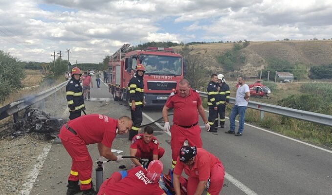 Accident între două motociclete urmat de incendiu în județul Constanța. Două persoane au fost transportate la spital. 1 accident urmat de incendiu intre doua motociclete in judetul constanta doua persoane transportate la spital 68ac15d77e86f