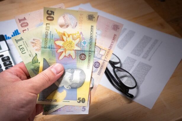adevarul despre salariile din administratie fata de cele din restul economiei reactia head hunterului george butunoiu resemnati va 6894261c0f374
