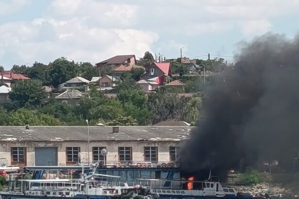 alerta incendiu la un ponton de pe raza municipiului tulcea 688f542b18f53