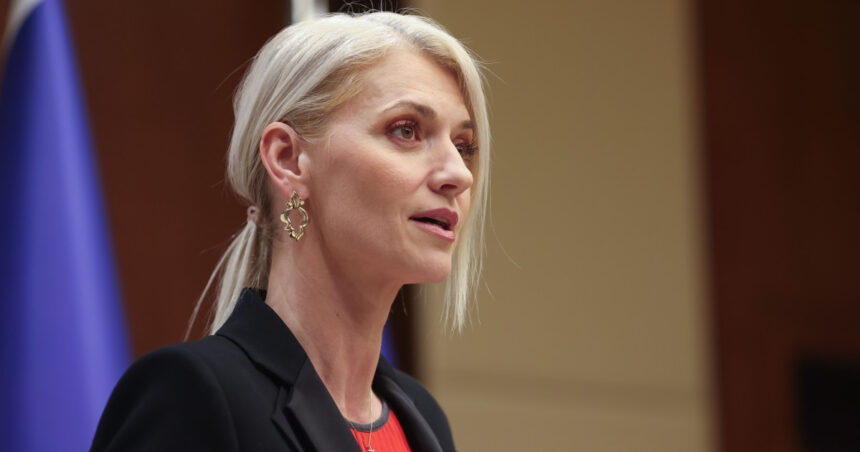alina gorghiu guvernul sprijina legea care majoreaza pedepsele agresorilor violenti incalcarea ordinelor nu ramane fara consecinte 68a4d1f15d623