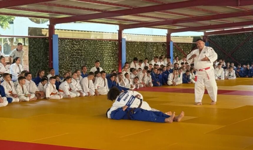 Antrenamente intense la Pantheon Judo Camp Randori&Kata în stațiunea Venus 1 antrenamente intense la pantheon judo camp randorikata din statiunea venus 68b189c6a9cbf