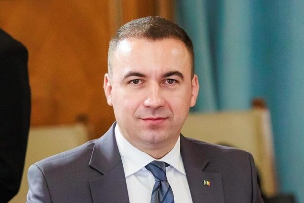bogdan ivan sunt convins ca nu o sa sufere atat de mult clima lumii ca romania isi pastreaza in continuare centralele pe carbune din valea jiului pentru care militez 68b1c8efb42eb