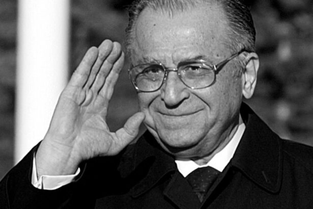 breaking news ion iliescu a murit la varsta de 95 de ani fostul presedinte al romaniei avea cancer pulmonar 68921c404e51e