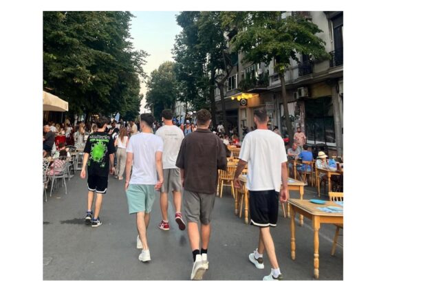 bulevardul tomis din constanta loc de promenada si relaxare restrictii de trafic si program complet in acest weekend 68947e26143b9