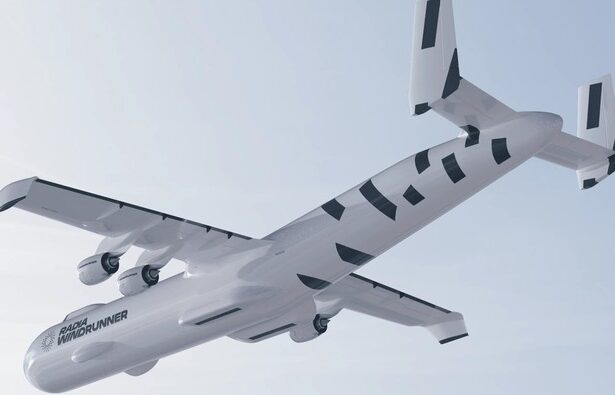 cel mai mare avion din lume va fi produs in italia 689b23b4ecb67
