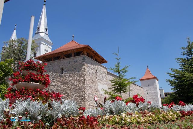 Cetatea Orăștiei - redeschisă după o perioadă de 4 ani 1 cetatea orastiei redeschisa dupa 4 ani 68a30cafde097