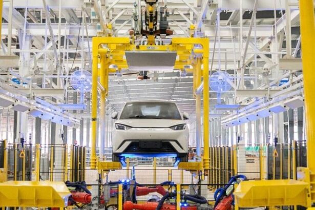 china isi avertizeaza producatorii de masini electrice sa opreasca razboaiele preturilor care au alarmat inclusiv ue 6893998abdaf1