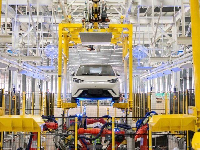 china isi avertizeaza producatorii de masini electrice sa opreasca razboaiele preturilor care au alarmat inclusiv ue 6893998abdaf1