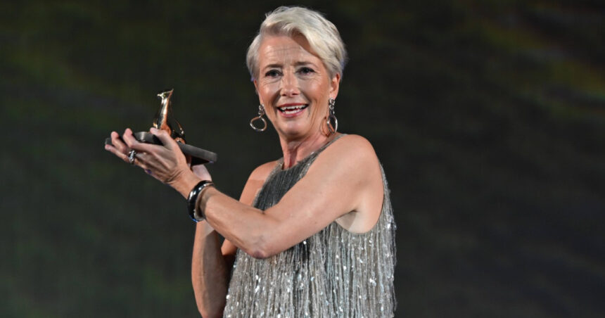 Cina cu Donald Trump la care actrița Emma Thompson a refuzat invitația: „Aș fi putut schimba cursul istoriei americane” 1 cina cu donald trump la care actrita emma thompson a spus nu as fi putut schimba cursul istoriei americane 689cbac4ad3e8