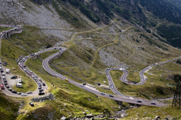 circulatia rutiera pe transfagarasan va fi inchisa vineri cateva ore 68af27cf334f9