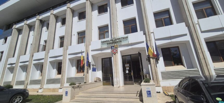 cj constanta reactioneaza la imaginile cu autobuze supraaglomerate pe ruta tuzla constanta 689b437b1b1f3