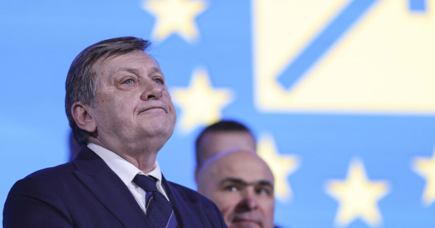 coalitia de la o promisiune la alta respinge proiectul antonescu privind pensiile speciale pentru o varianta similara a guvernului 68a5ae0987039
