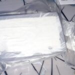 cocaina de 85 000 de euro gasita in urma unei perchezitii in lumina suspectul a fost retinut pentru trafic de droguri 689c8a456d119