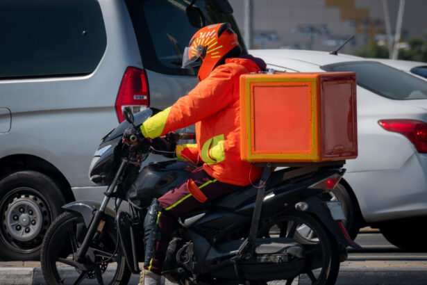 exclusiv cum sunt selectati muncitorii straini adusi in romania muncim din greu sa castigam niste bani nu suntem invadatori 68b1ab2c4595b