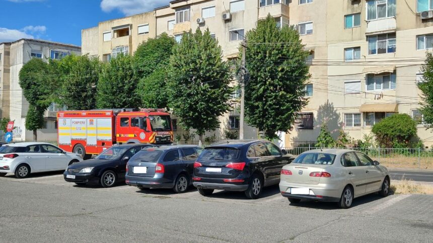 explozie intr un apartament din cernavoda urmata de incendiu pompierii intervin si cu autospeciala pentru transport victime multiple 68a0893f2f73c