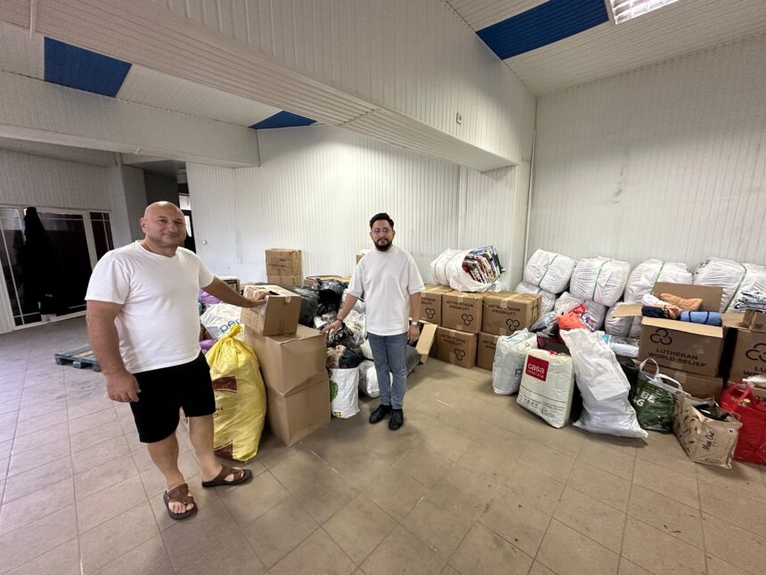 Ajutoare pentru sinistrați, trimise de Arhiepiscopia Tomisului în județul Suceava 1 foto ajutoare pentru sinistrati trimise de arhiepiscopia tomisului in judetul suceava 689b3cadd9249