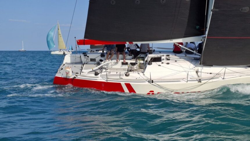 Litoralul românesc devine arenă pentru campioni: Romania Cup Final Regatta 2025, la linia de start 1 foto litoralul romanesc devine arena pentru campioni romania cup final regatta 2025 la linie de start 68a6ddf7bfc14