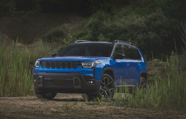 foto noua generatie jeep cherokee debuteaza cu motorizare hibrid 68a86b32bff2e