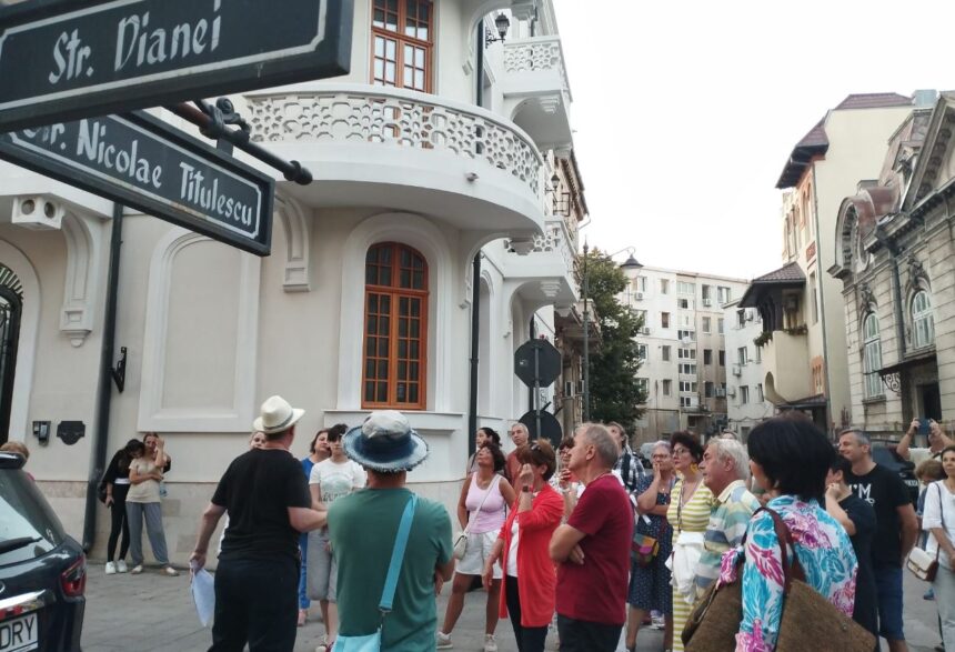 Primele trei tururi ghidate organizate de MINAC au readus la viață Constanța de acum 100 de ani 1 foto primele trei tururi ghidate organizate de minac au readus la viata constanta de acum 100 de ani 6899e3c9f03be